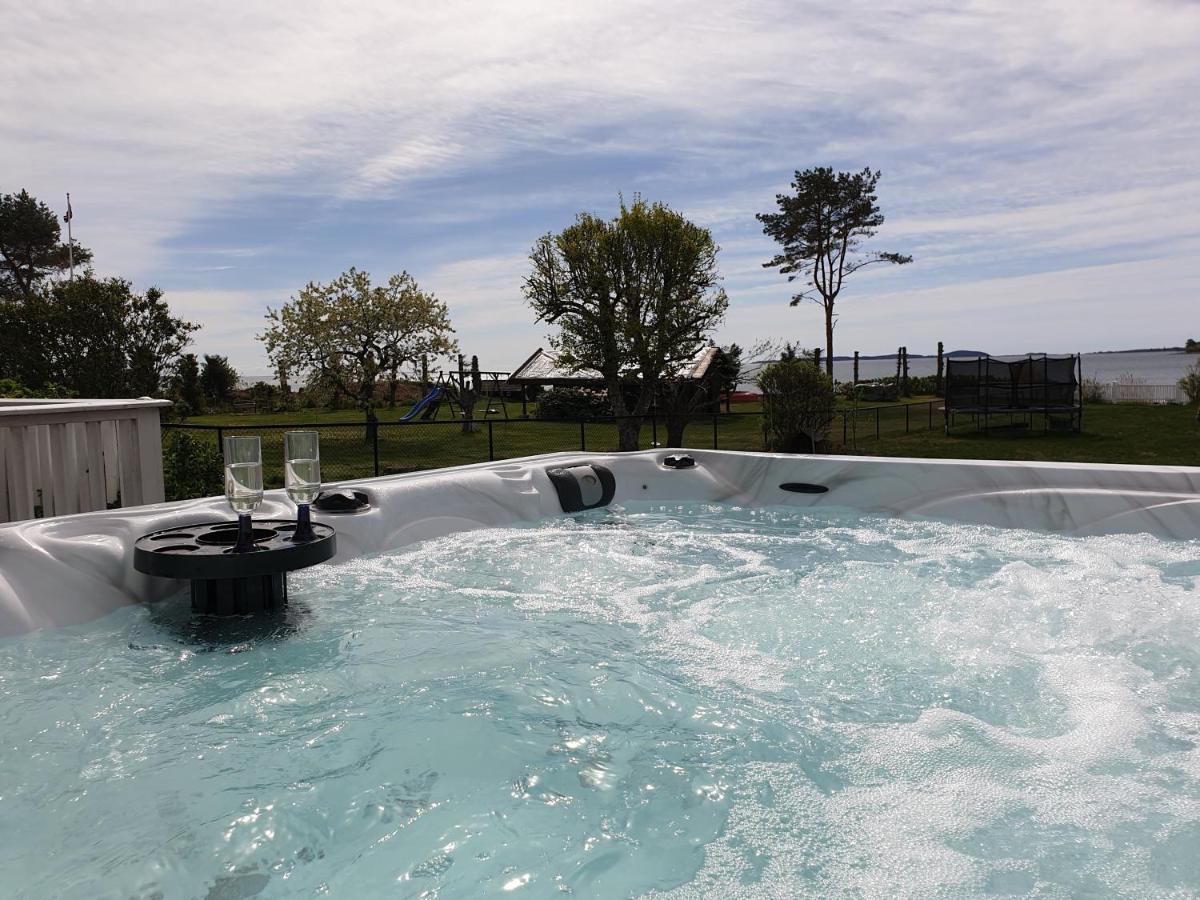Beach Front Villa In Tonsberg Norway Only July 20-25 Exterior photo